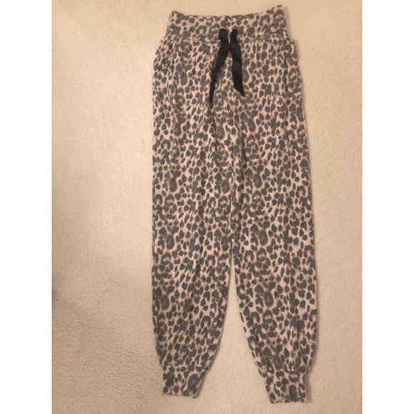 Victoria's Secret Pants - Victoria’s Secret Lounge Pants